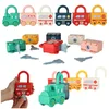 WOWO Izobraževalna igra Montessori Sensory - izobraževalna igra Montessori Sensory - Puzzle Avtomobili s kockami in ključavnicami