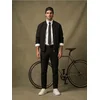 Sinsay - Slim-fit chino pantalone sa dodatkom viskoze - crno