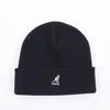 Kapa Kangol Acrylic Pull-On 2978BC Črna