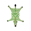 Doing Goods Volnena preproga Grassy Zebra 153 x 110 cm