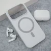 Maska Mag Case PureTone za iPhone 17 Pro Max bela