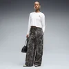 Puma Ženski donji deo trenerke Sport Animal Relaxed Aop Wide Leg Woven Pants, 694005-81, Šarene