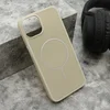Futrola lume magsafe za iphone 13 (6.1) bez ( F120950 )