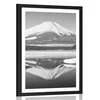 Plakat s paspartujem japonska gora Fuji v črnobeli varianti - 20x30 no frame