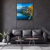WallXpert slika na kaljenom staklu Kgls_1081, planinsko selo sa crkvom na obali jezera, 40 x 40 cm