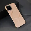 Torbica Magsafe Carbon za iPhone 15 6.1 braon