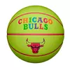 Wilson NBA TEAM NEON CHICAGO BULLS, košarkaška lopta, zelena WZ4037402XB+