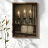 WallXpert uramljena MDF slika NAL076-70, tri sveće sa licima na starom klaviru sa notama, 50 x 70 cm