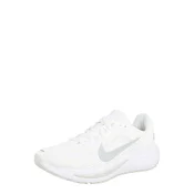 NIKE Športni čevelj Quest 7 bela