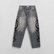 Kavbojke baggy