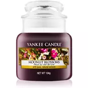 Yankee Candle Moonlit Blossoms mirisna svijeca 104 g Classic mala