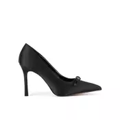 NINE WEST