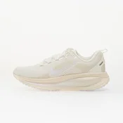 Nike  Vomero 18  Bež