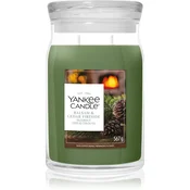 Yankee Candle Balsam & Cedar Fireside dišeča sveča 567 g