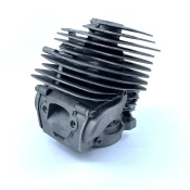 Cilindar i klip Husqvarna 555, 560, 562 ( píst meteor je v sade ) zamjenjuje original 575355804, 575355803