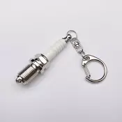 888 CAR ACCESSORIES Privezak za ključeve svećica