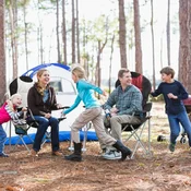 Mountfield Mountfield Zložljiv Kamping Stol Montana Črno-Beli Z Visokim Naslonom