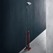 FLOS Toio oblikovalska talna svetilka Gx16d-LED rdeča - Dnevna soba/jedilnica - Dizajn - rdeča, srebrna - Kovina
