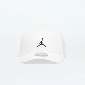 Čepica Jordan Jan Metal Jumpman Trucker White Universal