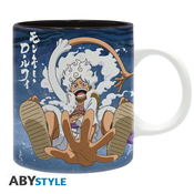 Skodelica ABYstyle One Piece - Monkey D. Luffy Gear Five - 320 ml (ABYMUGA488)