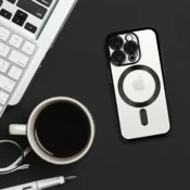 Infostyle Ovitek Metallic MagSafe za iPhone 15 Pro Črna/TPU silikon