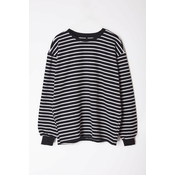 Trendyol Black-White Oversize/Wide Cut Soft Textured Sweatshirt