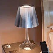FLOS Miss K - Namizna svetilka Philippe Starck, srebrna - Dnevna soba/jedilnica - Dizajn - srebrna, prozorna - Plastika
