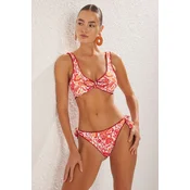 Trendyol Red-Multicolored Floral Patterned Regular Leg Bikini Bottom