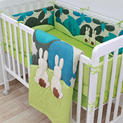 Súprava do postieľky Joy Rabbits Green toTs-smarTrike zajačiky hniezdo, paplón a plachta zelená od 0 mes TO210103