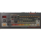 Roland TR-08 Ritam mašina (Kao novo)
