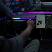 Pametna ambientna osvetlitev Tesla Model 3 in Y | Highland & Juniper – Konfiguracija: Model Y Juniper (2025+) & Model 3 Highland (2024+)