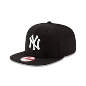 New Era New York Yankees League Basic Kapa s šiltom 422900 Črna