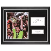 Iker Casillas Signed 16x12 Framed Photo Display Real Madrid Autograph Memorabilia COA