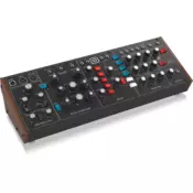 Behringer Model D | Authentic Analog Synthesizer