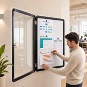 Northix Vitrina s ključavnico magnetna in pisna 90 x 65 cm črna