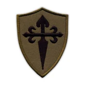 shumee Našitek Črnega križa svetega Jakoba na temno olivnem ščitu - magnetna podlaga - vezen našitek/značka/emblem