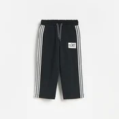 Reserved - Sportske pantalone sa bočnom linijom