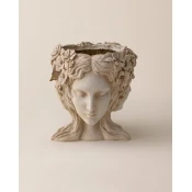 Madame Coco Dekorativna bista Sagasse, Bela