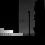 Flos Architectural FLOS Walkstick 2 potna svetilka 2.700K, črna - Dizajn - Kovina