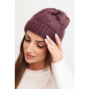 Ženska zimska kapa z okrasnim vzorcem