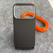 Maska Carbon Wave za iPhone 17 Pro Max crna