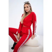 Set with decorative stripes red