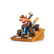 Figura iz smole First 4 Figures Crash Team Racing Nitro-Fueled - Crash in Kart - Standard Edition