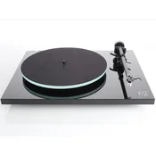 Rega Planar 2 gramofon crn z vgrajenim zvocnikom Rega Carbon