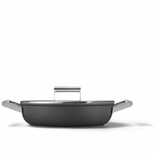 SMEG Ponev s pokrovko CKFD2811BLM,