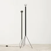 FLOS stoječa svetilka Luminator, antracitna, višina 189 cm, kovina - Dnevna soba/jedilnica - antracit, črna
