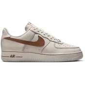 Nike Obutev Nike Air Force 1 07 LV8