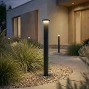 Lindby LED-svetilka Cirel, višina 65 cm, črna, IP65 - Sodobni - črna, prosojna - Aluminij