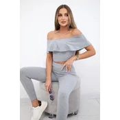 Set with a ruffle in gray color