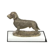 shumee Žlatodlaki jazbečar - kipec psa, figurica na belem podstavku, pokal za pasjo razstavo Art-Dog
